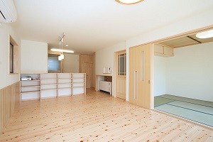 自然素材で居心地の良い家